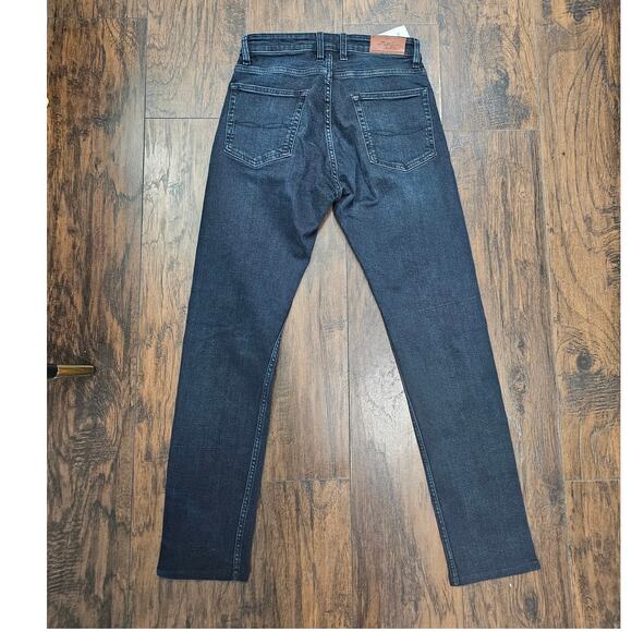 New Rodd & Gunn Weston Straight Fit Italian Denim Size 30R - Picture 6 of 7